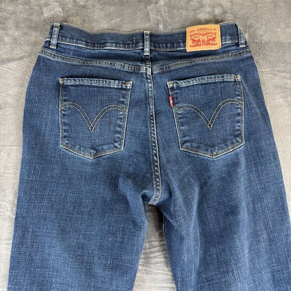 Levis Jeans Women 10 30x30 Blue Classic Boot Cut Mid Rise Stretch Denim Comfort - Picture 11 of 13